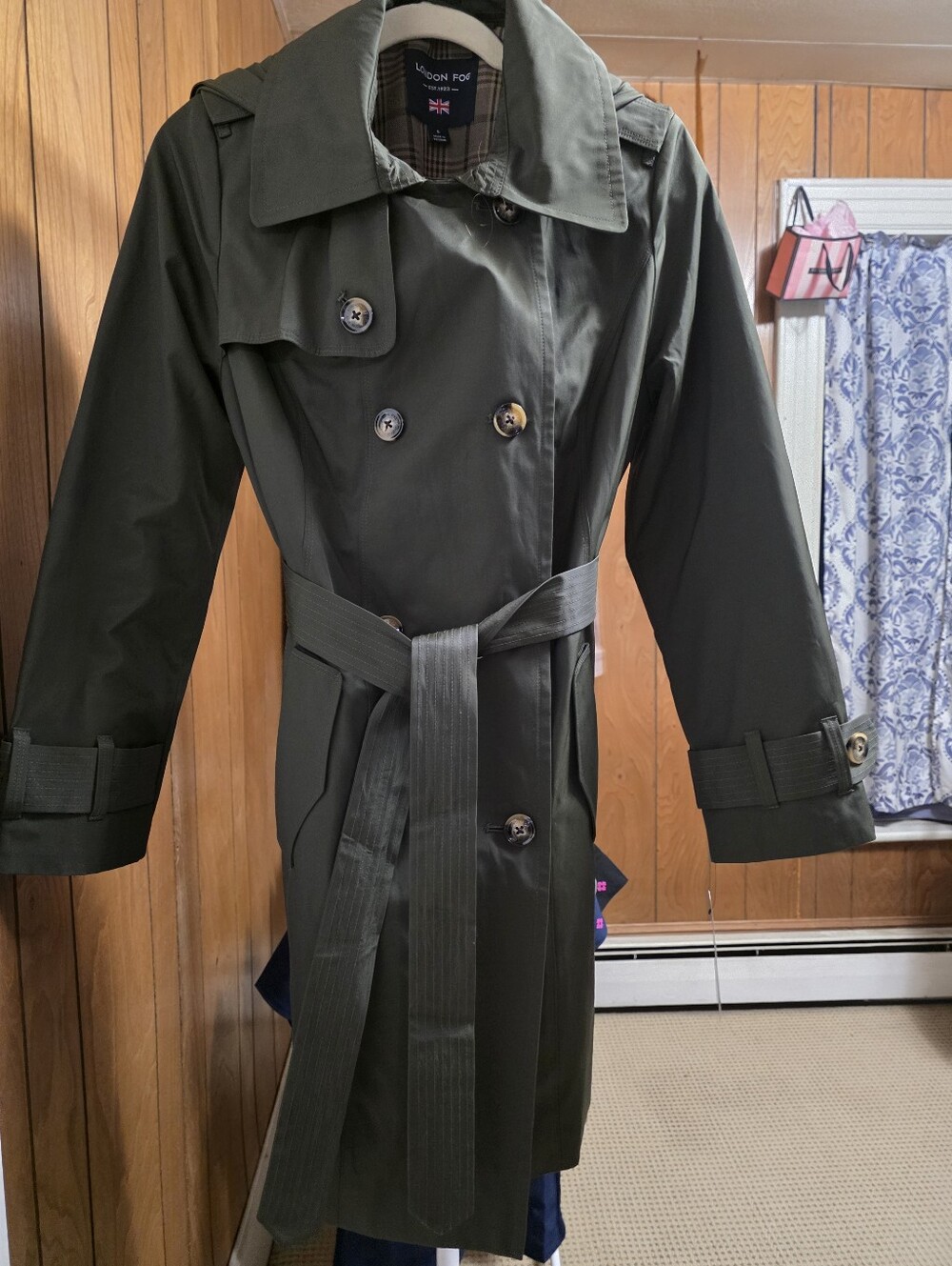 Brand New London Fog Women's Olive Green Trench Coat with Belt